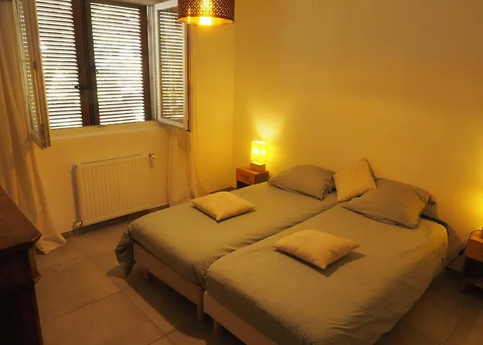 Appartement En Provence-Luberon - Piscine Et Calme